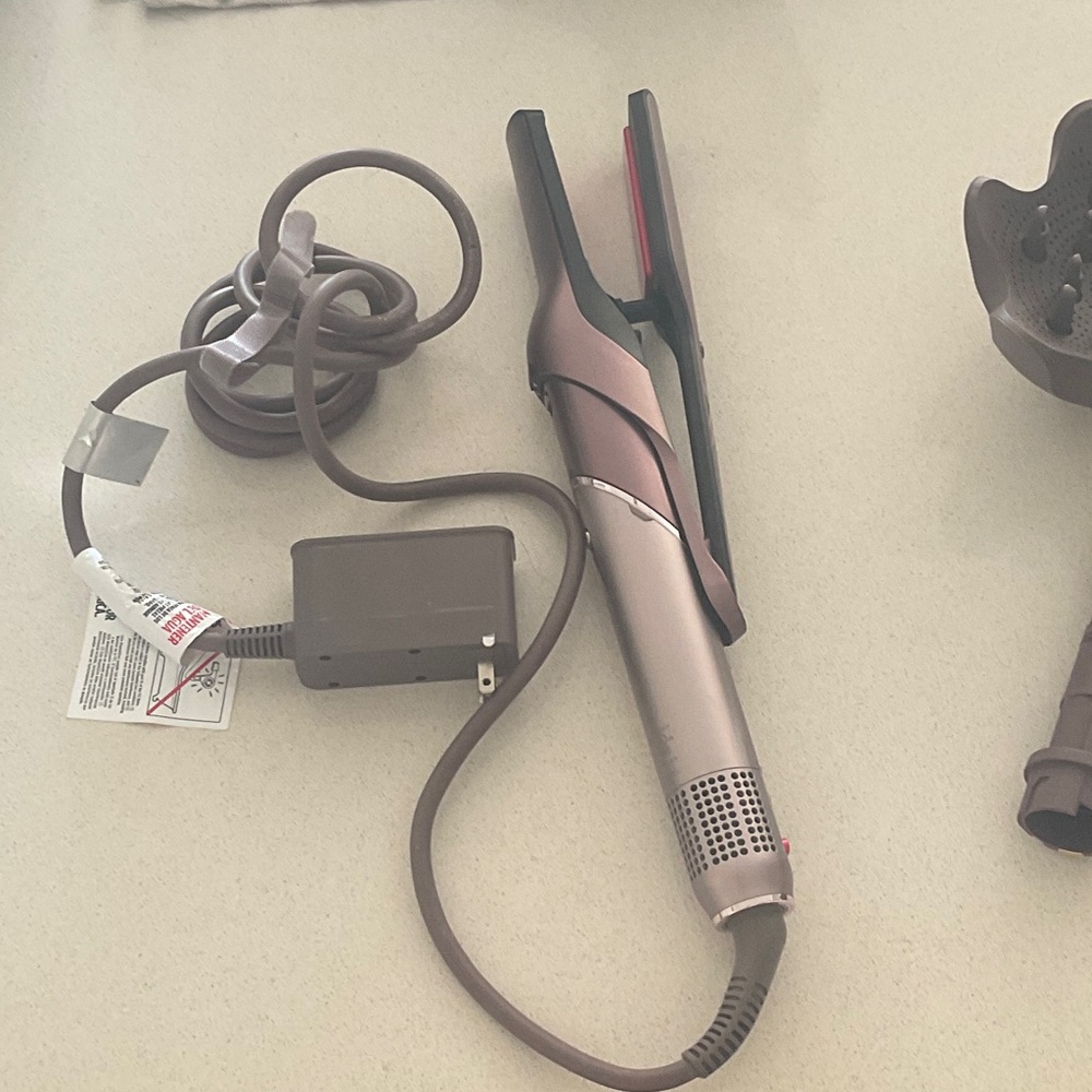 Sleek Hair Styler Hardly used